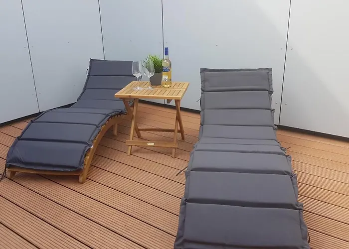 Sea Cloud White Line